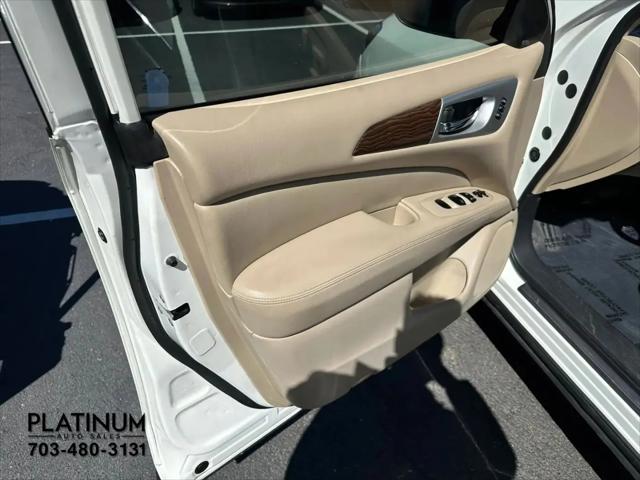2020 Nissan Pathfinder Platinum 2WD