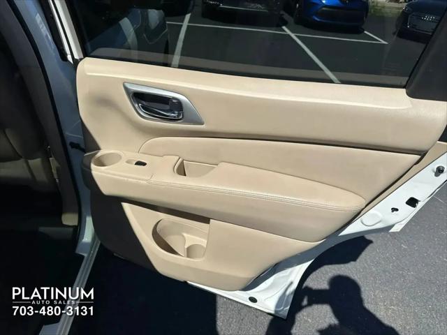 2020 Nissan Pathfinder Platinum 2WD