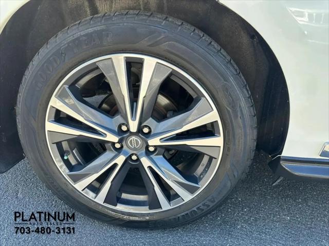 2020 Nissan Pathfinder Platinum 2WD