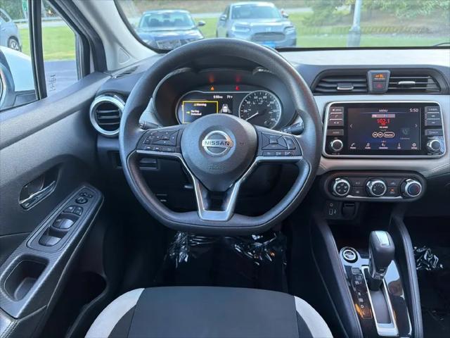 2020 Nissan Versa SV Xtronic CVT
