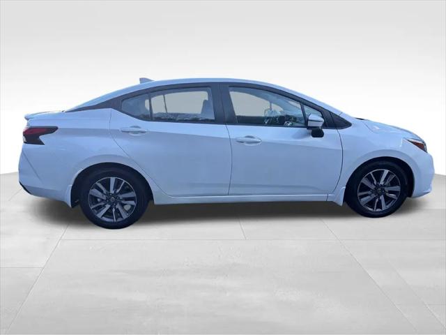 2020 Nissan Versa SV Xtronic CVT