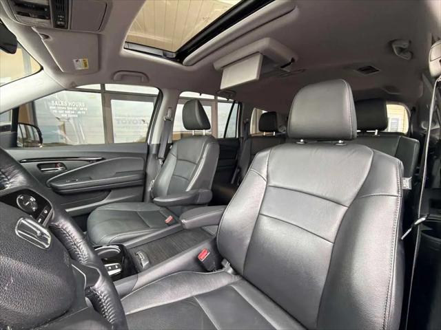2021 Honda Pilot AWD Touring 8 Passenger