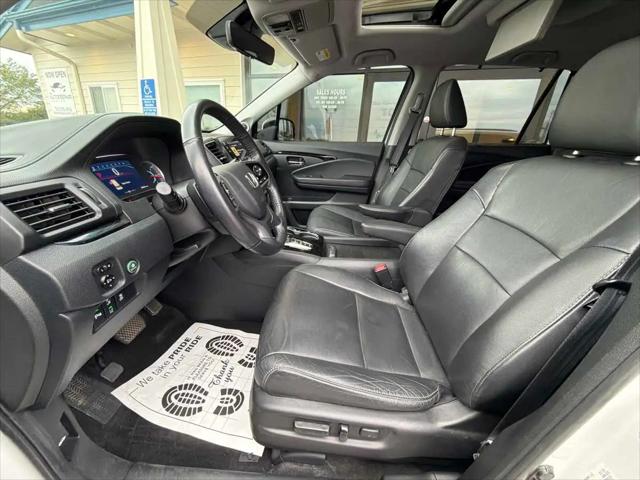 2021 Honda Pilot AWD Touring 8 Passenger