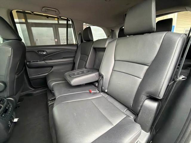 2021 Honda Pilot AWD Touring 8 Passenger
