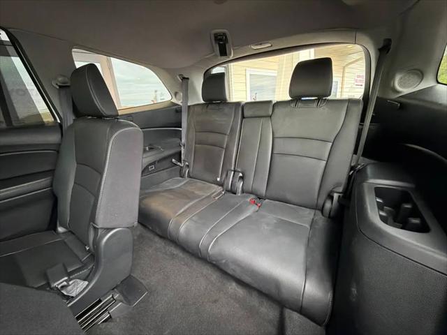 2021 Honda Pilot AWD Touring 8 Passenger