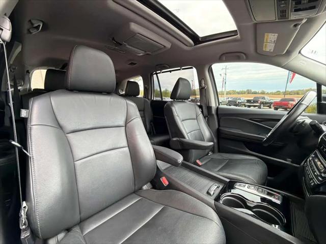 2021 Honda Pilot AWD Touring 8 Passenger