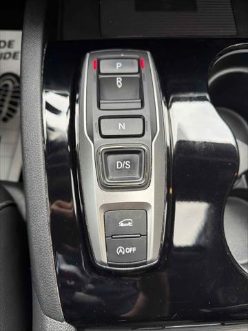 2021 Honda Pilot AWD Touring 8 Passenger
