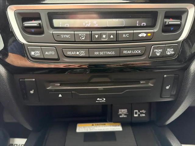 2021 Honda Pilot AWD Touring 8 Passenger