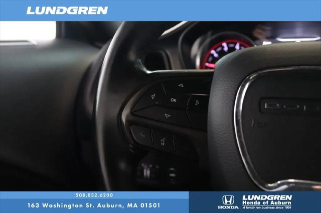 2017 Dodge Challenger SXT