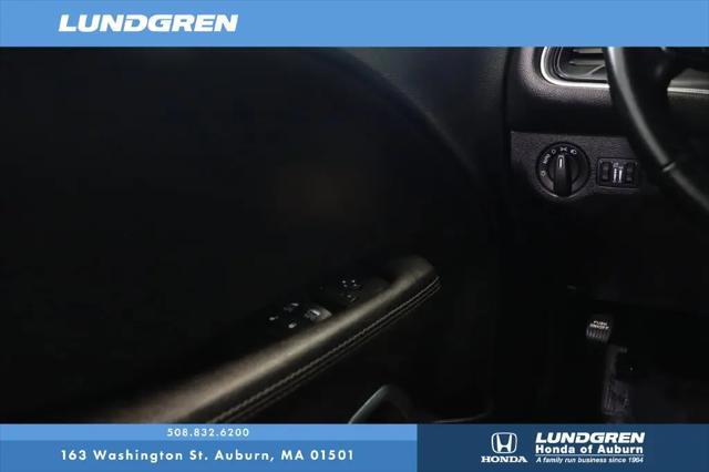 2017 Dodge Challenger SXT