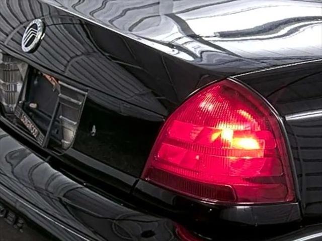 2003 Mercury Marauder Base