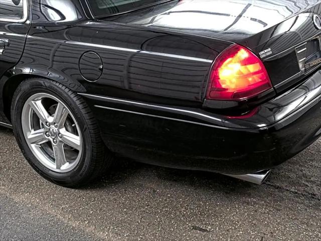 2003 Mercury Marauder Base