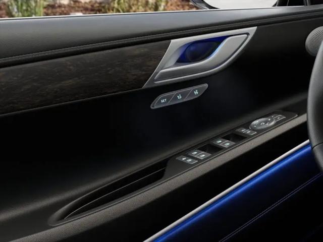 2027 Genesis GV80 2.5T Select