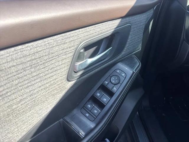 2023 Nissan Rogue SV FWD