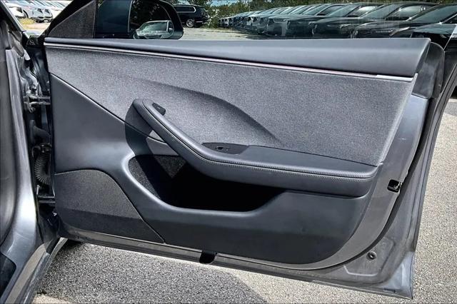 2026 Tesla Model 3 Premium Rear-Wheel Drive