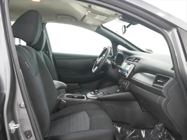 2025 Nissan LEAF S