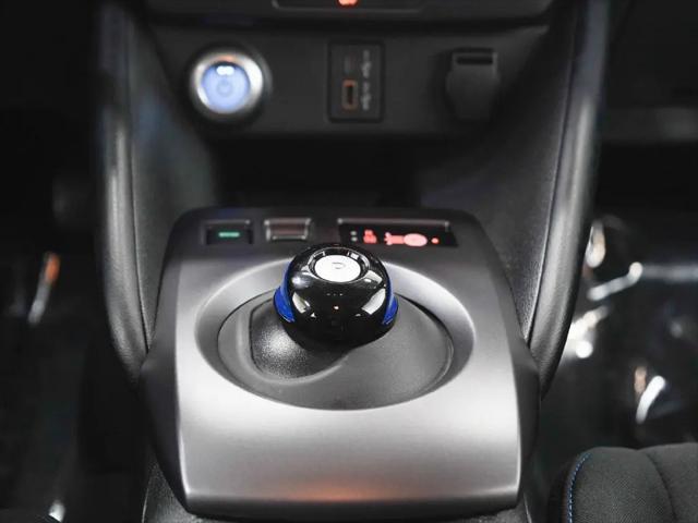 2025 Nissan LEAF S