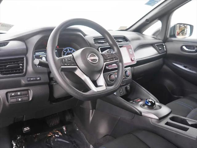 2025 Nissan LEAF S