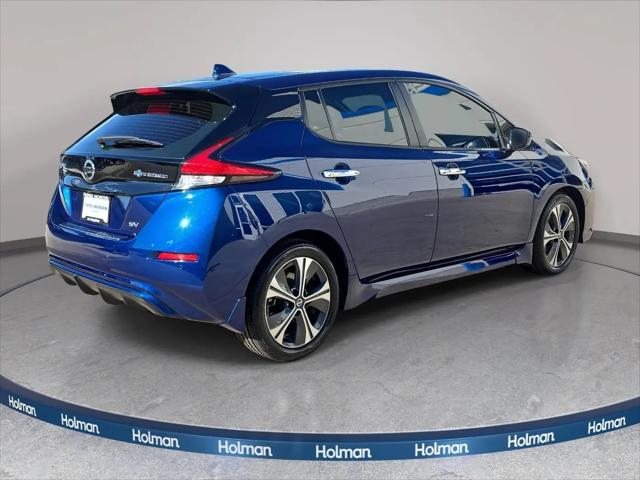 2022 Nissan LEAF SV 40 kWh