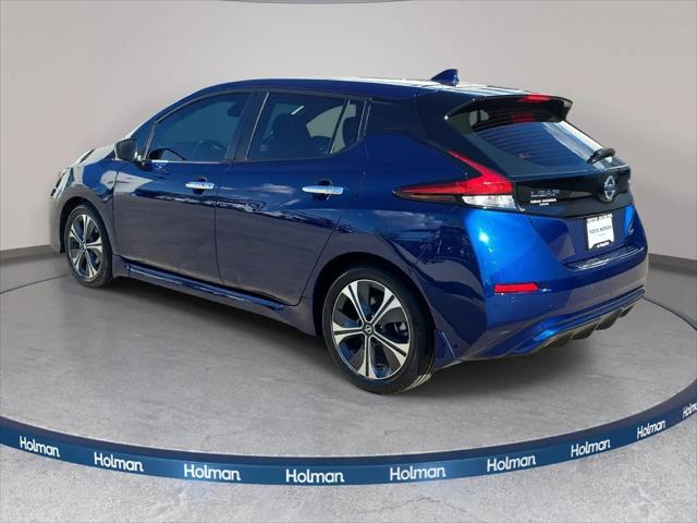 2022 Nissan LEAF SV 40 kWh
