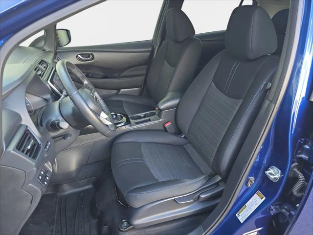 2022 Nissan LEAF SV 40 kWh