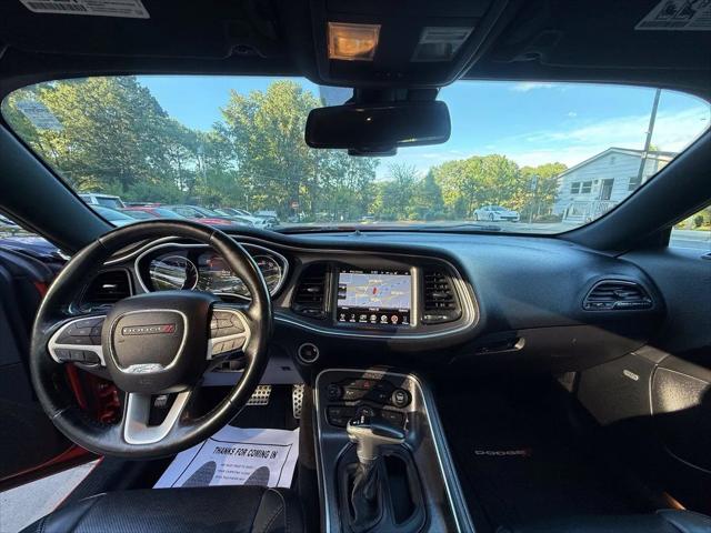 2016 Dodge Challenger SXT Plus