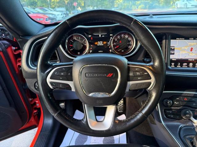 2016 Dodge Challenger SXT Plus