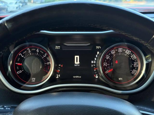 2016 Dodge Challenger SXT Plus