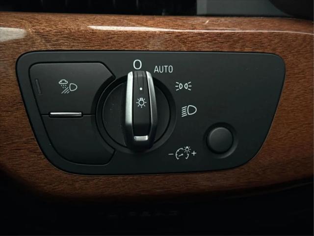 2022 Audi A4 Premium 40 TFSI quattro S tronic