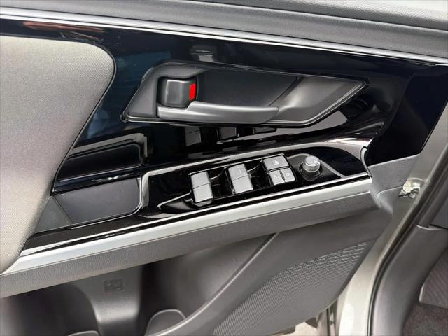 2025 Subaru Solterra Premium
