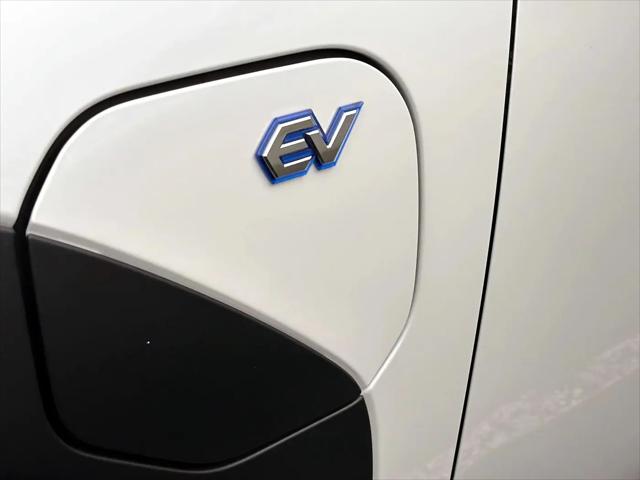2024 Subaru Solterra Premium