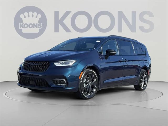 2025 Chrysler Pacifica Limited for sale in Woodbridge, VA