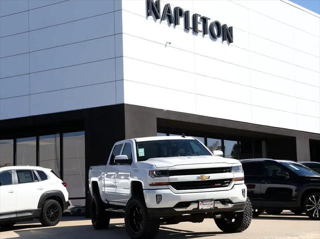 2017 Chevrolet Silverado 1500 2LT for sale in Naperville, IL