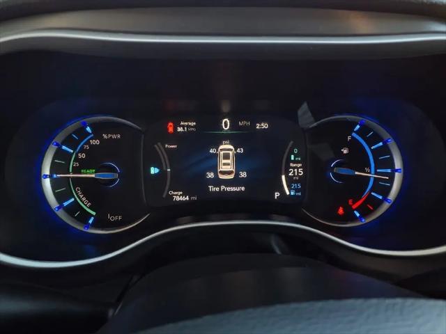 2024 Chrysler Pacifica Hybrid Select