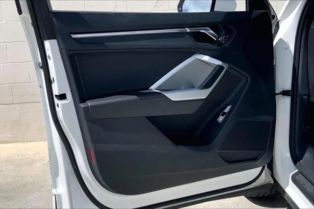 2021 Audi Q3 Premium 40 TFSI quattro Tiptronic