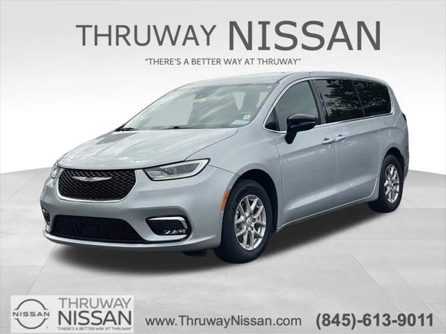 2026 Chrysler Pacifica Select for sale in Newburgh, NY