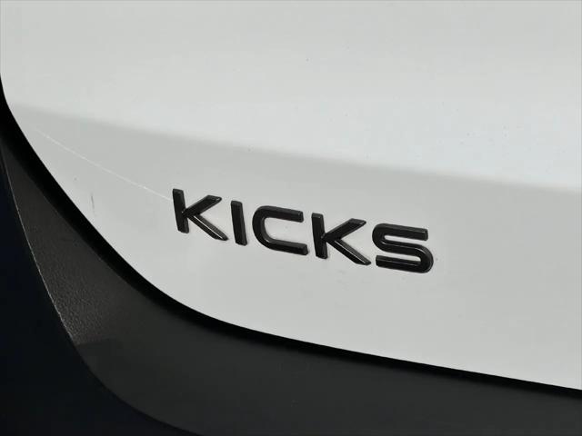 2025 Nissan Kicks S FWD