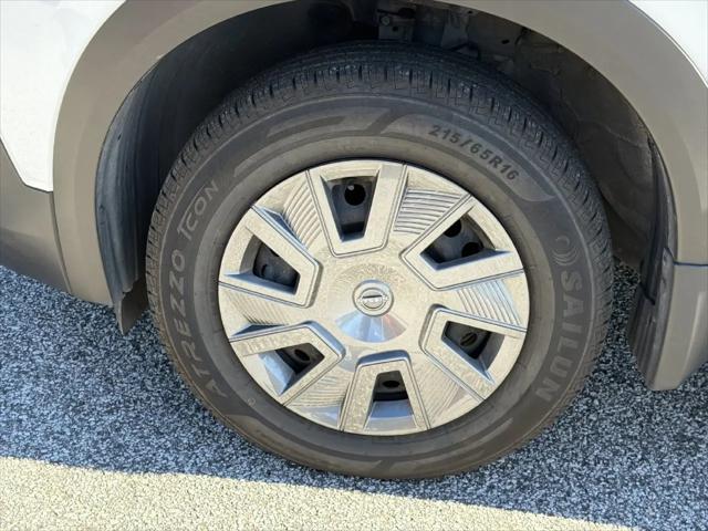 2025 Nissan Kicks S FWD