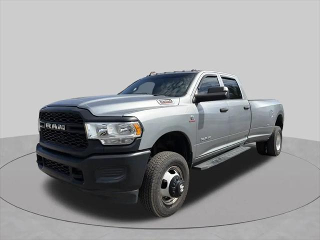2022 Ram 3500 Tradesman Crew Cab 4x4 8 Box