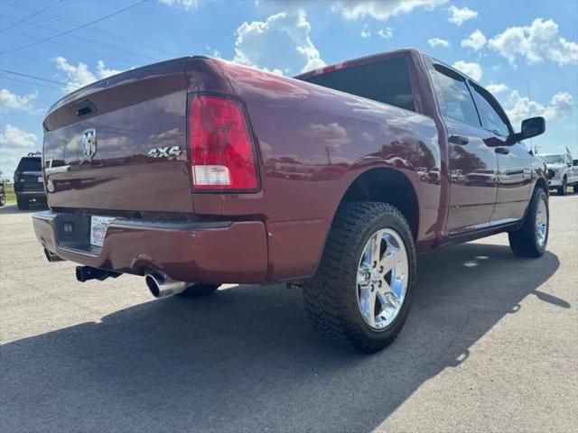 2017 Ram 1500 Express Crew Cab 4x4 57 Box
