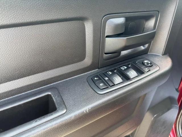 2017 Ram 1500 Express Crew Cab 4x4 57 Box