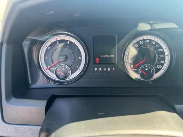 2017 Ram 1500 Express Quad Cab 4x4 64 Box