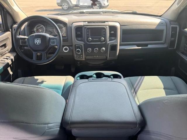2017 Ram 1500 Express Quad Cab 4x4 64 Box