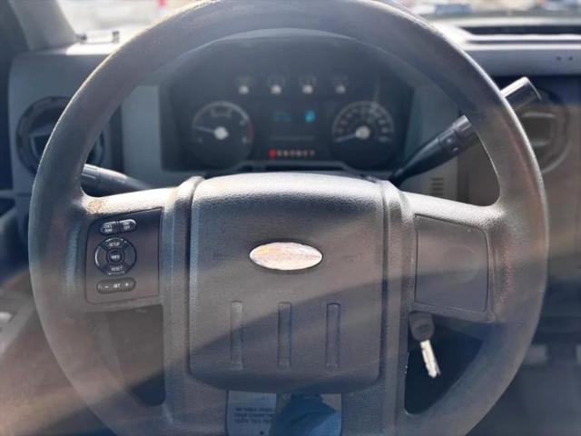 2013 Ford F-550 XL