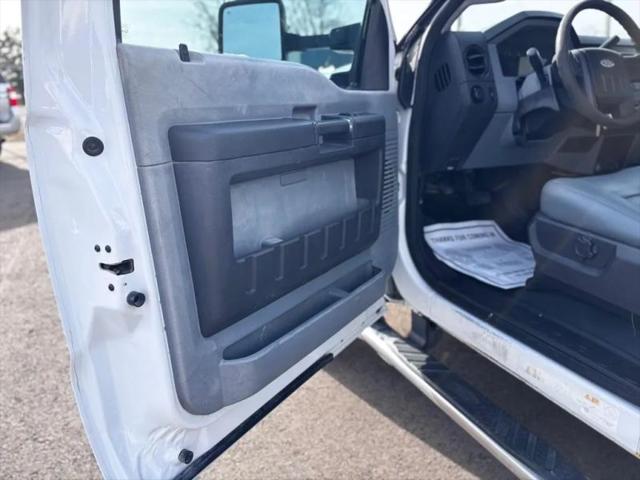 2013 Ford F-550 XL