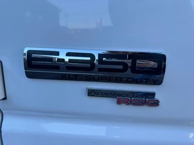 2010 Ford E-350 Super Duty XLT