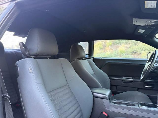 2012 Dodge Challenger SXT