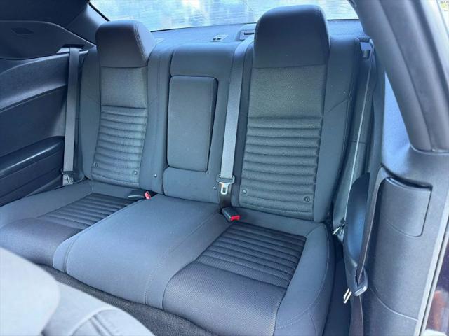 2012 Dodge Challenger SXT