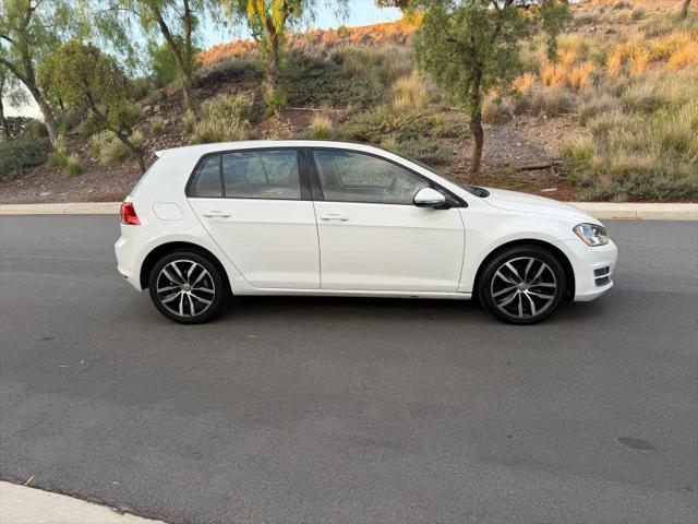 2017 Volkswagen Golf TSI SE 4-Door