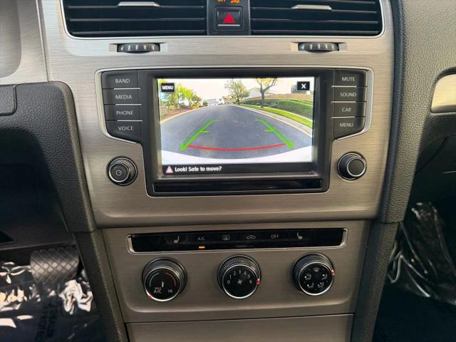 2017 Volkswagen Golf TSI SE 4-Door
